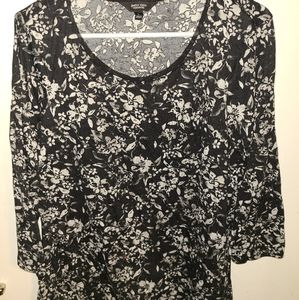 Vera Wang black and white flower top